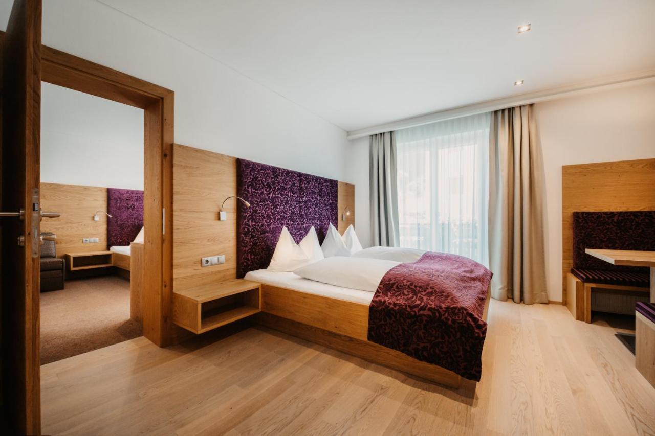 מלון Alpina וואגריין מראה חיצוני תמונה