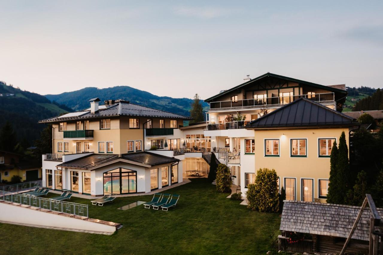 מלון Alpina וואגריין מראה חיצוני תמונה